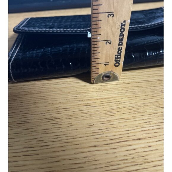 Liz Claiborne Croc Embossed Clutch Wallet Black Faux Leather - Picture 14 of 15